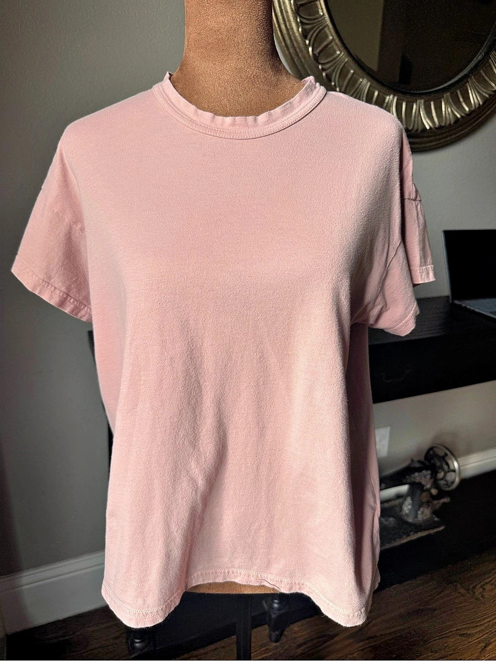 Pomander Place Tuckernuck Dusty Pink 100% Cotton Crewneck T-Shirt Size S